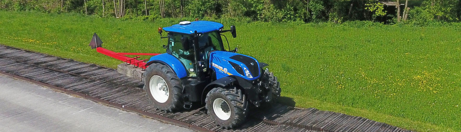 tractor on ISO 5008 testtrack